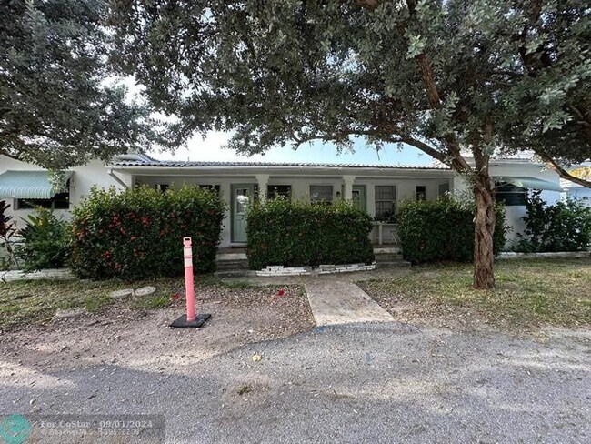 Building Photo - 5901 N Ocean Dr