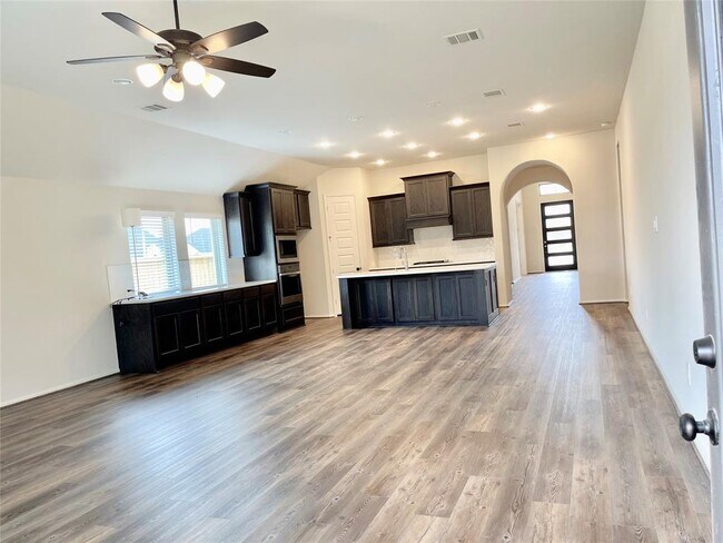 Foto del edificio - 4602 Ana Ridge Ln