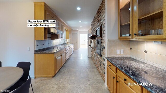 Foto del edificio - 1390 Garthwick Dr