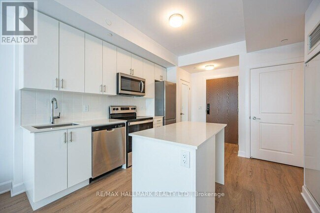 Building Photo - 3240 William Coltson Ave