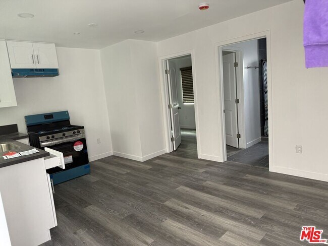 Foto del edificio - 6642 Irvine Ave