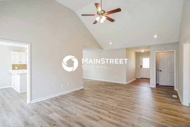 Foto del edificio - 3 Bedroom Pet-Friendly Home in GALLATIN, T...