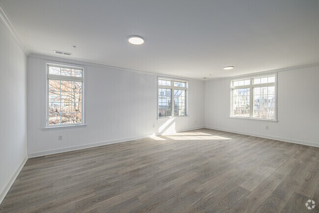 Interior Photo - Central Park