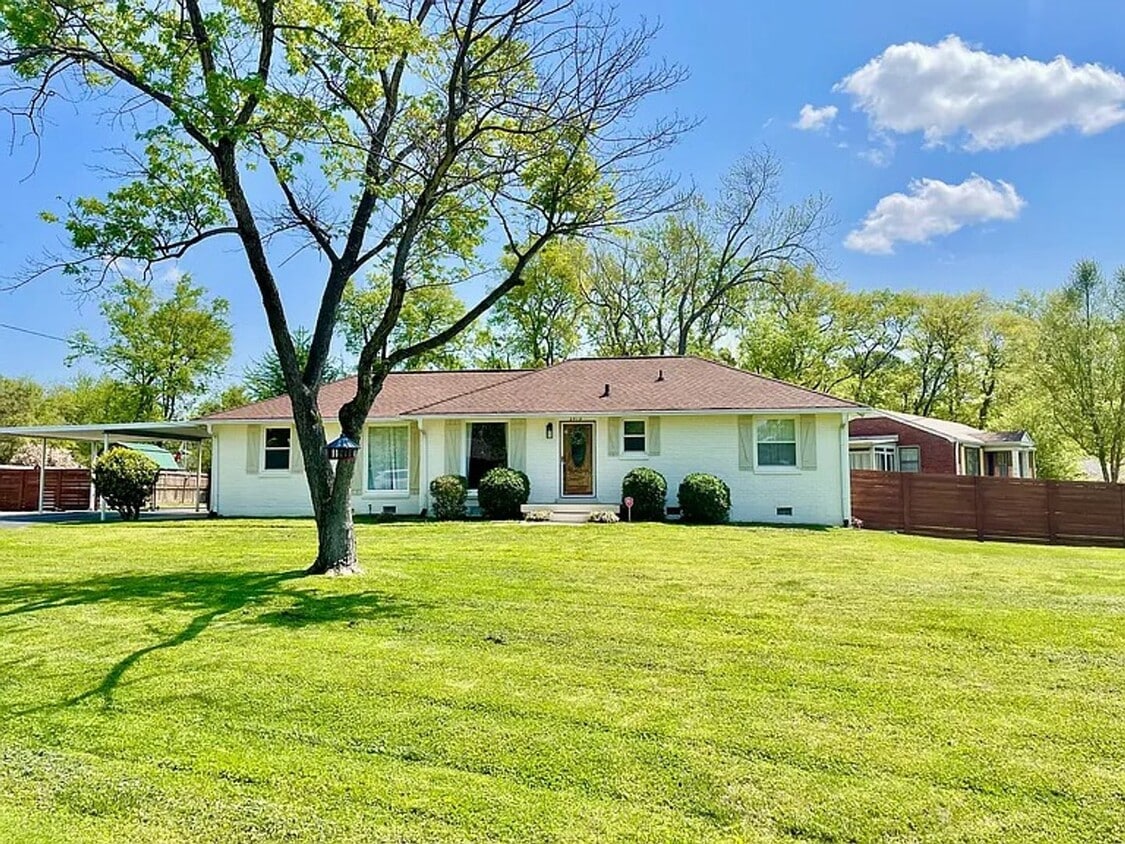 Primary Photo - 2519 David Dr