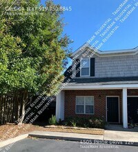 Building Photo - 4505 Prior Dr