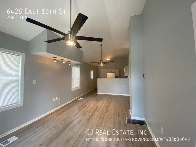 Foto del edificio - 6428 E 16th St
