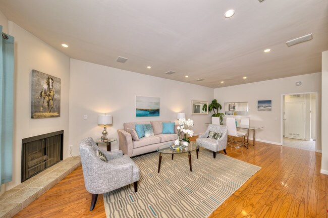 Sala de estar - 938 18th St
