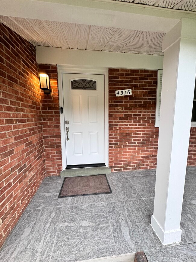 Foto del edificio - 4316 Josephine Ave