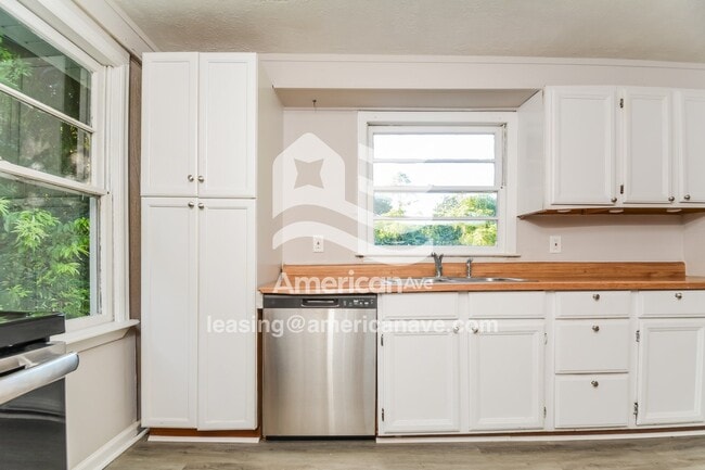 Foto del edificio - 5209 Catalpa Rd