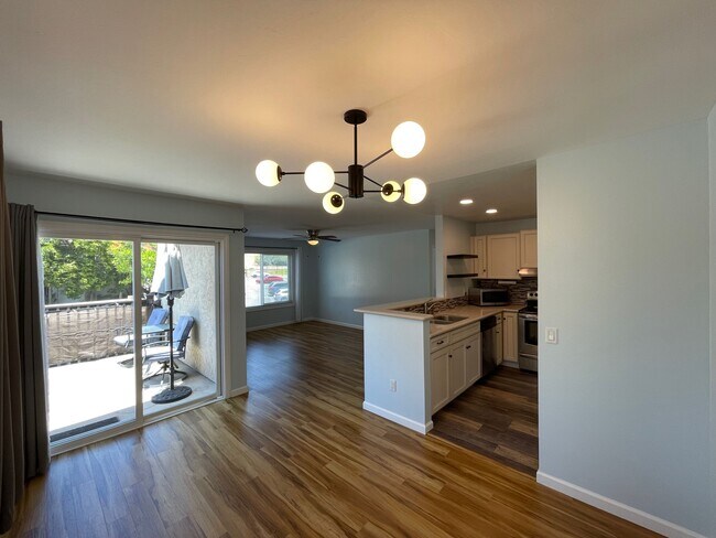 Building Photo - 3513 Caminito Sierra