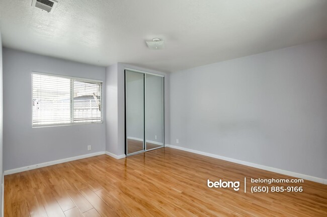 Foto del edificio - 4754 Bret Harte Ct