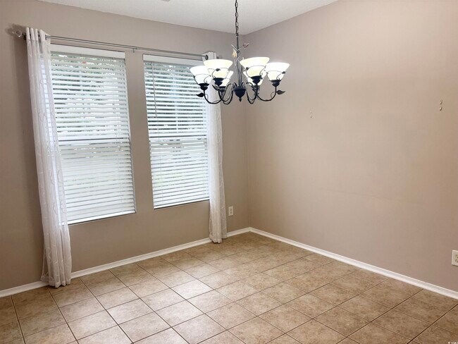 Foto del edificio - 112 Olde Towne Way