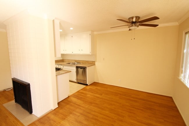 Building Photo - 1555 Brockton Ave