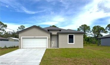 Building Photo - 8025 Oakleaf Cir