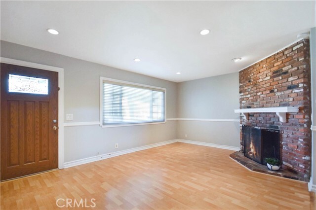 Building Photo - 10155 Disney Cir