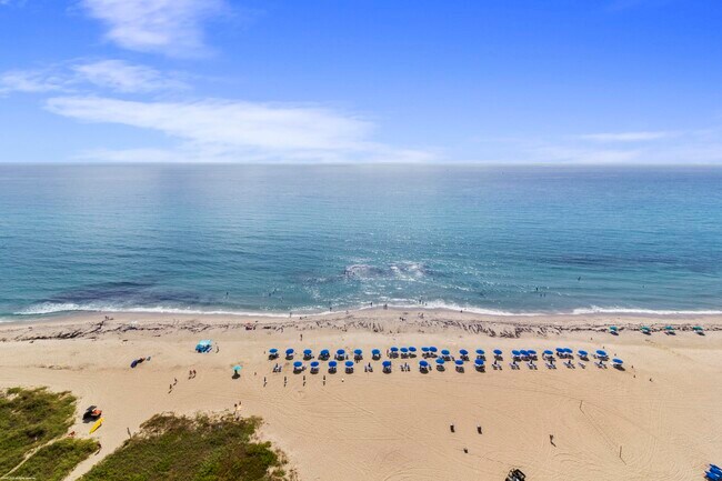 Foto del edificio - 3800 N Ocean Dr