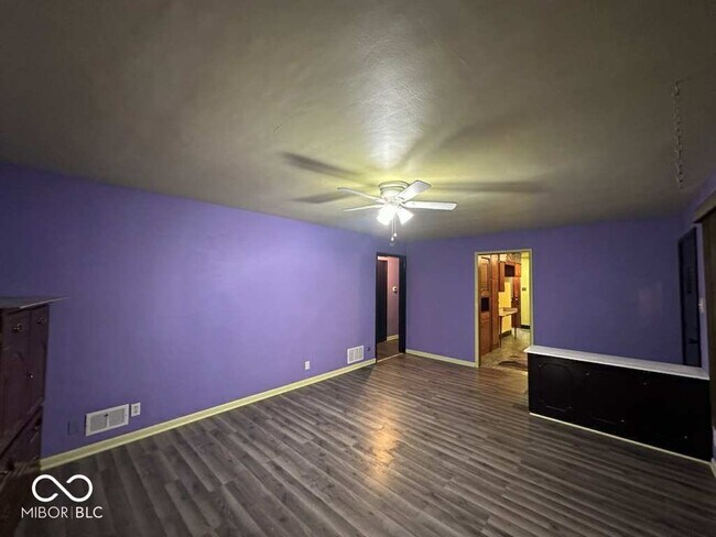 Building Photo - 315 David Lind Dr