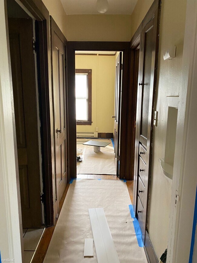 Foto del edificio - 2 br, 1 bath 4plex - Second Street Apartments