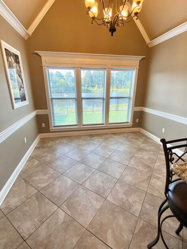 Building Photo - 4 bedroom in Shreve Lake Estates!