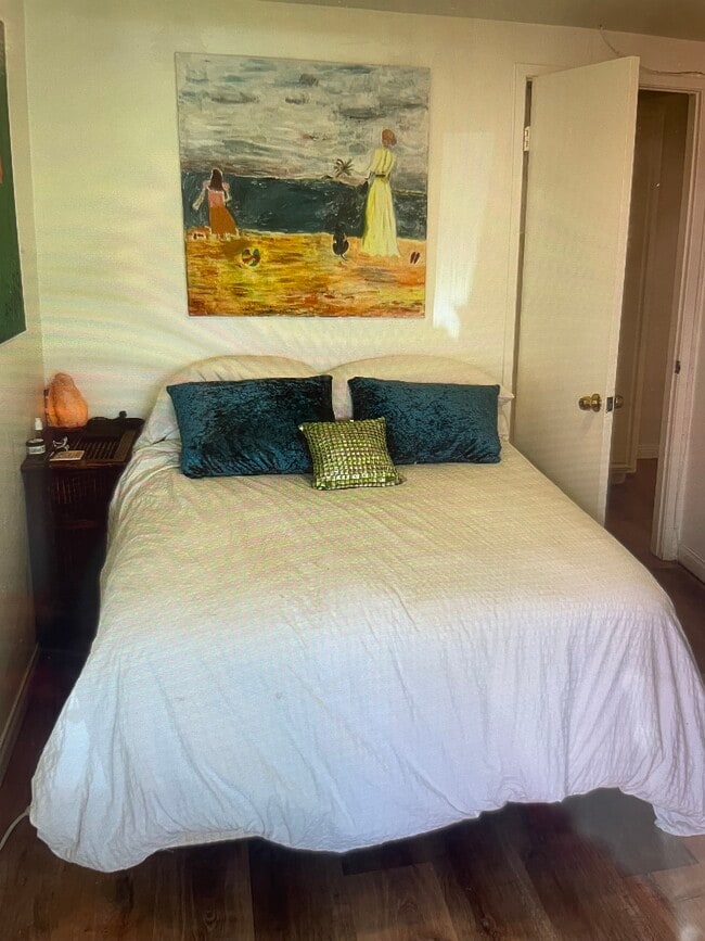 Building Photo - 53 E I St