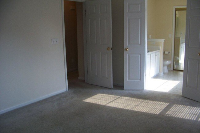 Foto del edificio - 109 Edgecliff Way