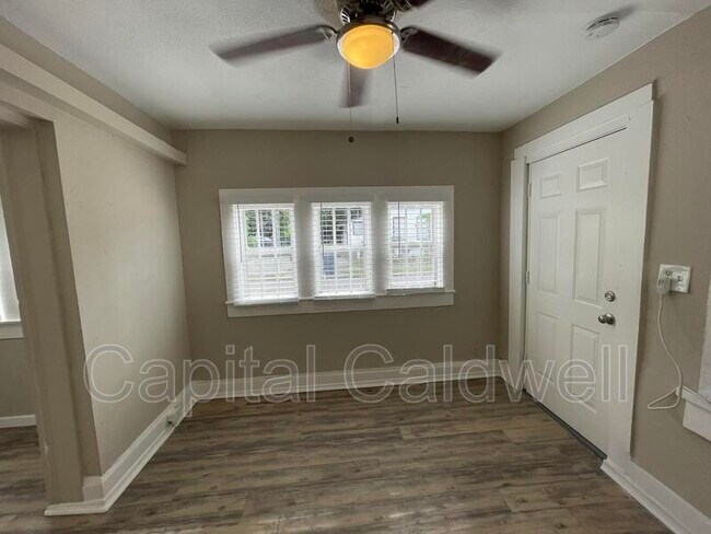 Foto del edificio - 1028 E 17th Ave