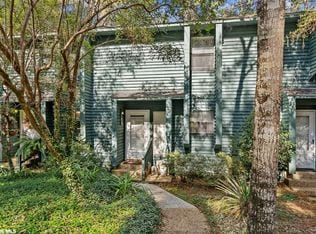 Primary Photo - 47 Summer Oaks Dr