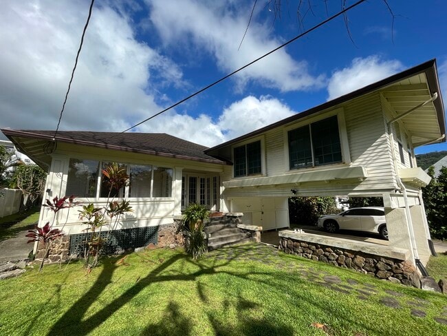Foto del edificio - 2610 Lowrey Ave