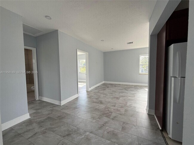 Foto del edificio - 2311 NW 15th St