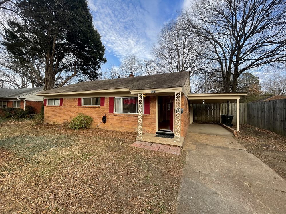 1524 Colonial Rd, Memphis, TN 38117 House Rental in Memphis, TN
