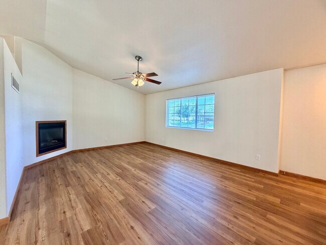 Foto del edificio - 275 S 21st Street Ct