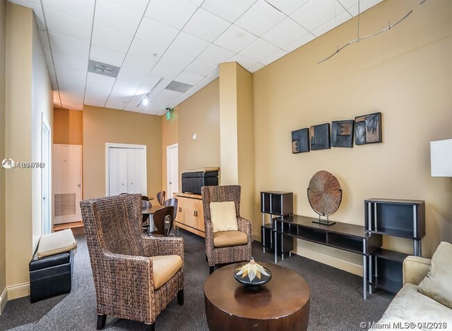 Building Photo - 4001 S Ocean Dr  PH8 Hollywood Fl 33019