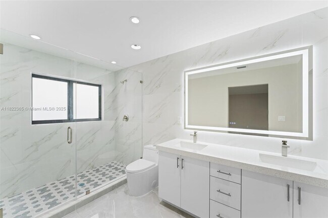 Foto del edificio - 9940 SW 155th Ave