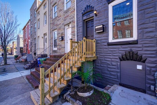 Building Photo - 1113 West Lombard Street - 1