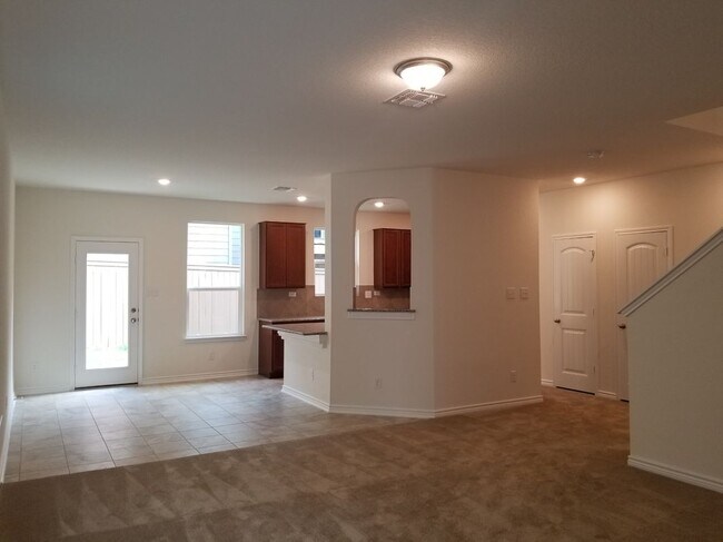 Foto del edificio - 5911 Eckhert Rd