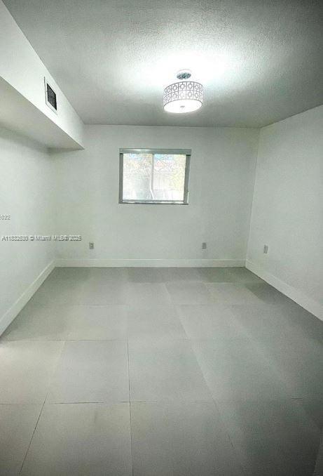 Foto del edificio - 2324 SW 57th Ave