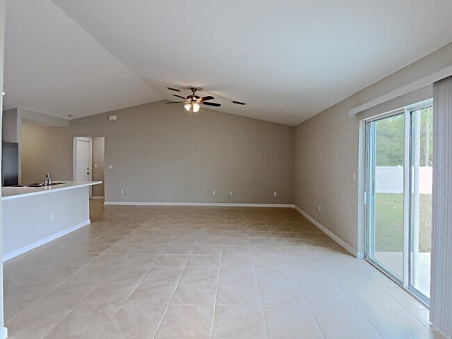 Building Photo - 2191 SE Broward Ter