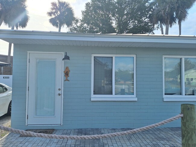 Building Photo - NSB FURNISHED EFFICIENCY UNIT-ALL UTILITIE...