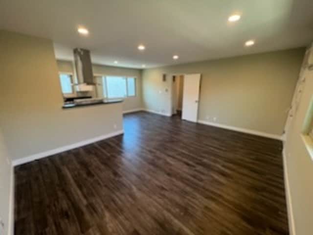 Building Photo - 7925 Vineland Ave