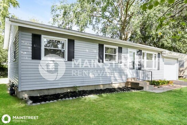 Building Photo - 1455 Broadlawns Ln, St Louis, MO 63138