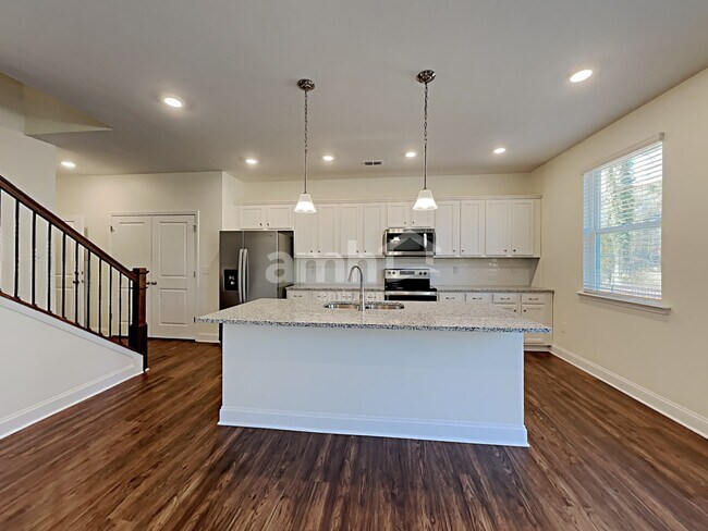 Foto del edificio - 3212 Brierhill Rd
