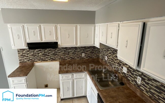 Building Photo - 3819 High Bridge Ct