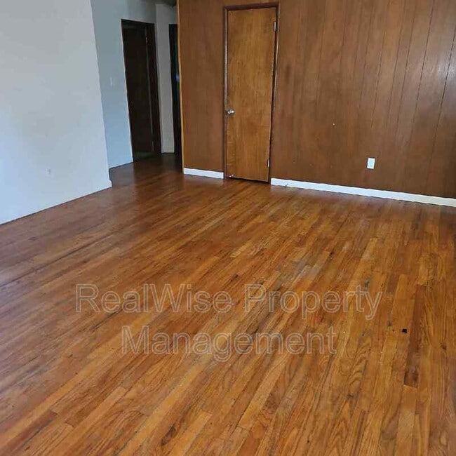 Foto del edificio - 626 NE Anderson St