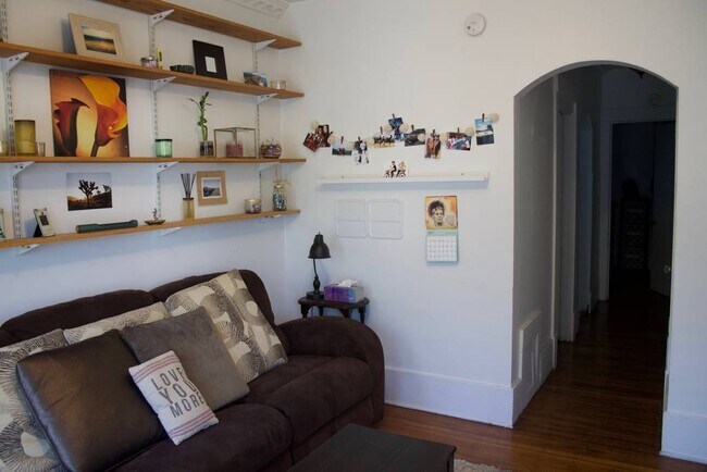 Foto del edificio - 628 Breckenridge St