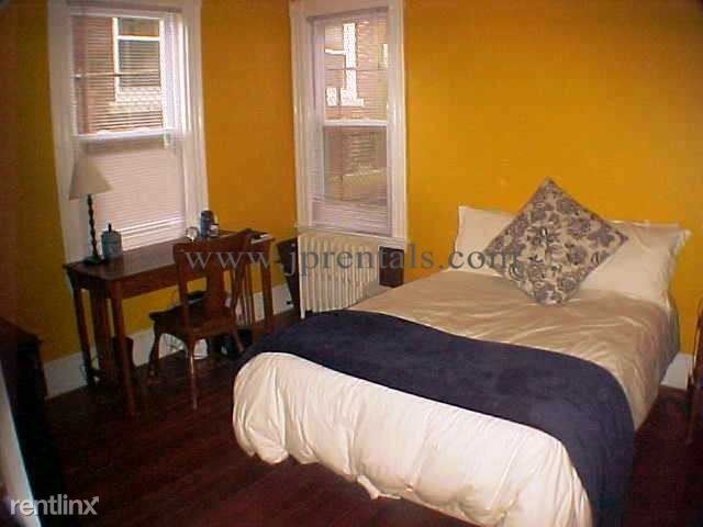 Foto del edificio - 452 Centre St