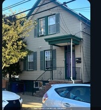 Building Photo - 1309 6th St