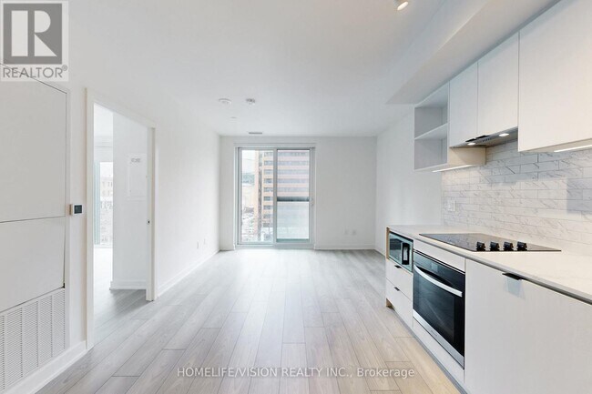 Building Photo - 252 Church St