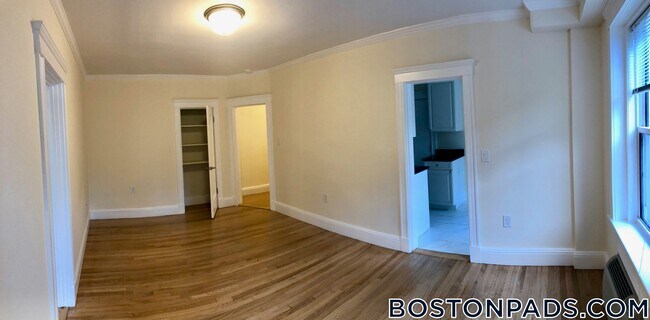 Building Photo - 26 Chauncy St