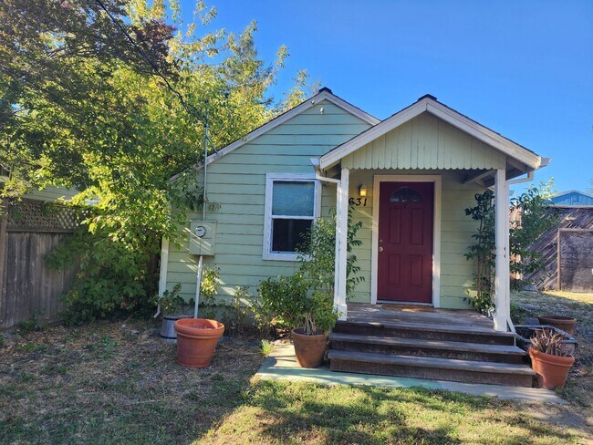 Building Photo - 631 Grandberg Ct