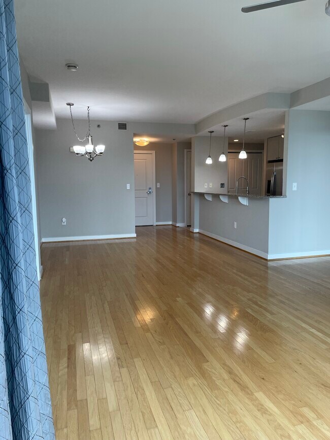 Foto del edificio - 3338 Peachtree Rd NE